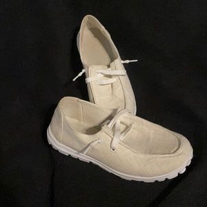 Canvas slide on shoes